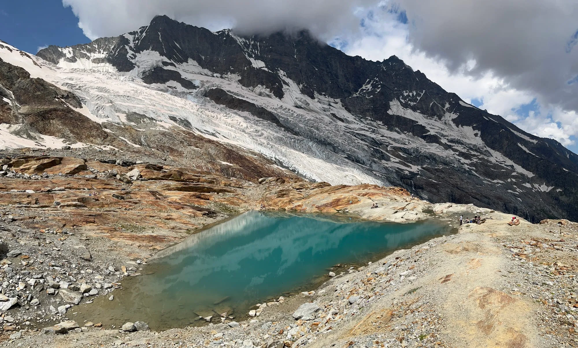 The heavily crevassed Feegletscher tumbling down from the Mischabel peaks above Saas-Fee.